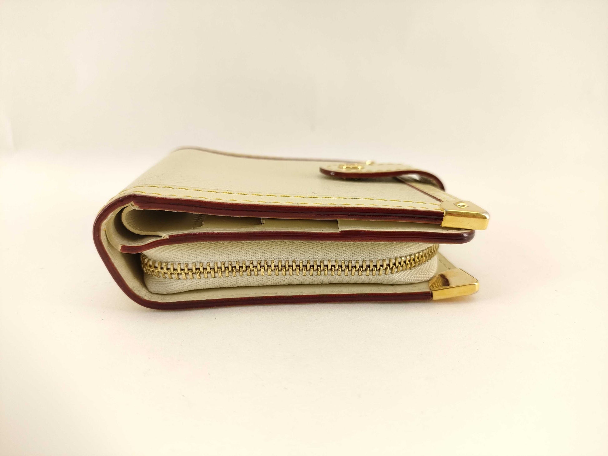 LOUIS VUITTON Suhali M91831 Compact Zip Wallet