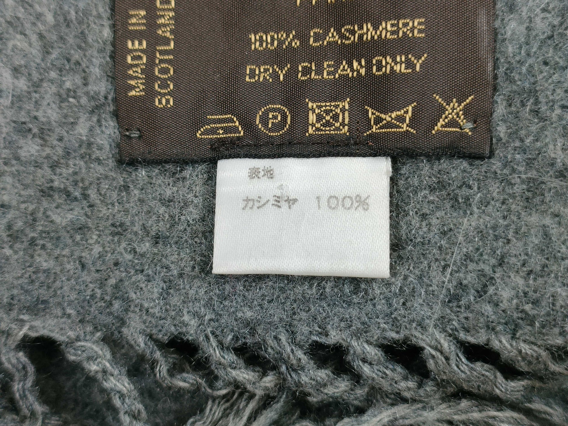 LOUIS VUITTON Scarf Logo 100% Cashmere Gray Scarf