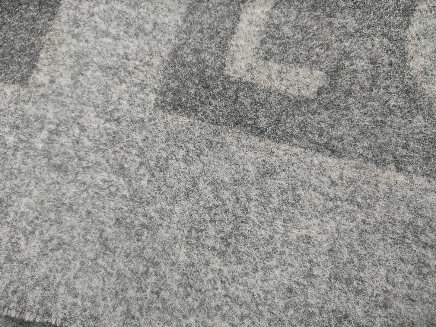 LOUIS VUITTON Scarf Logo 100% Cashmere Gray Scarf