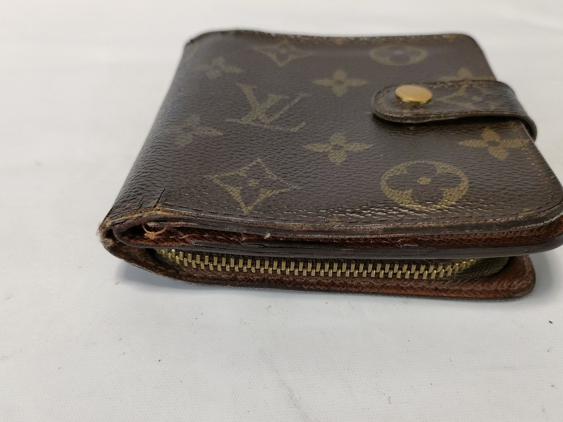 LOUIS VUITTON Multicle Compact Zip Wallet/Key Case Set