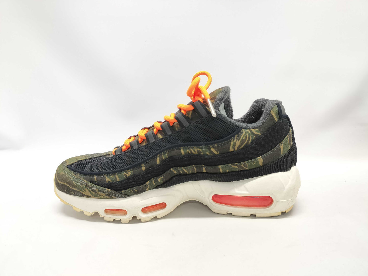 NIKE AV3866-001 Air Max 95 x Carhartt Sneakers