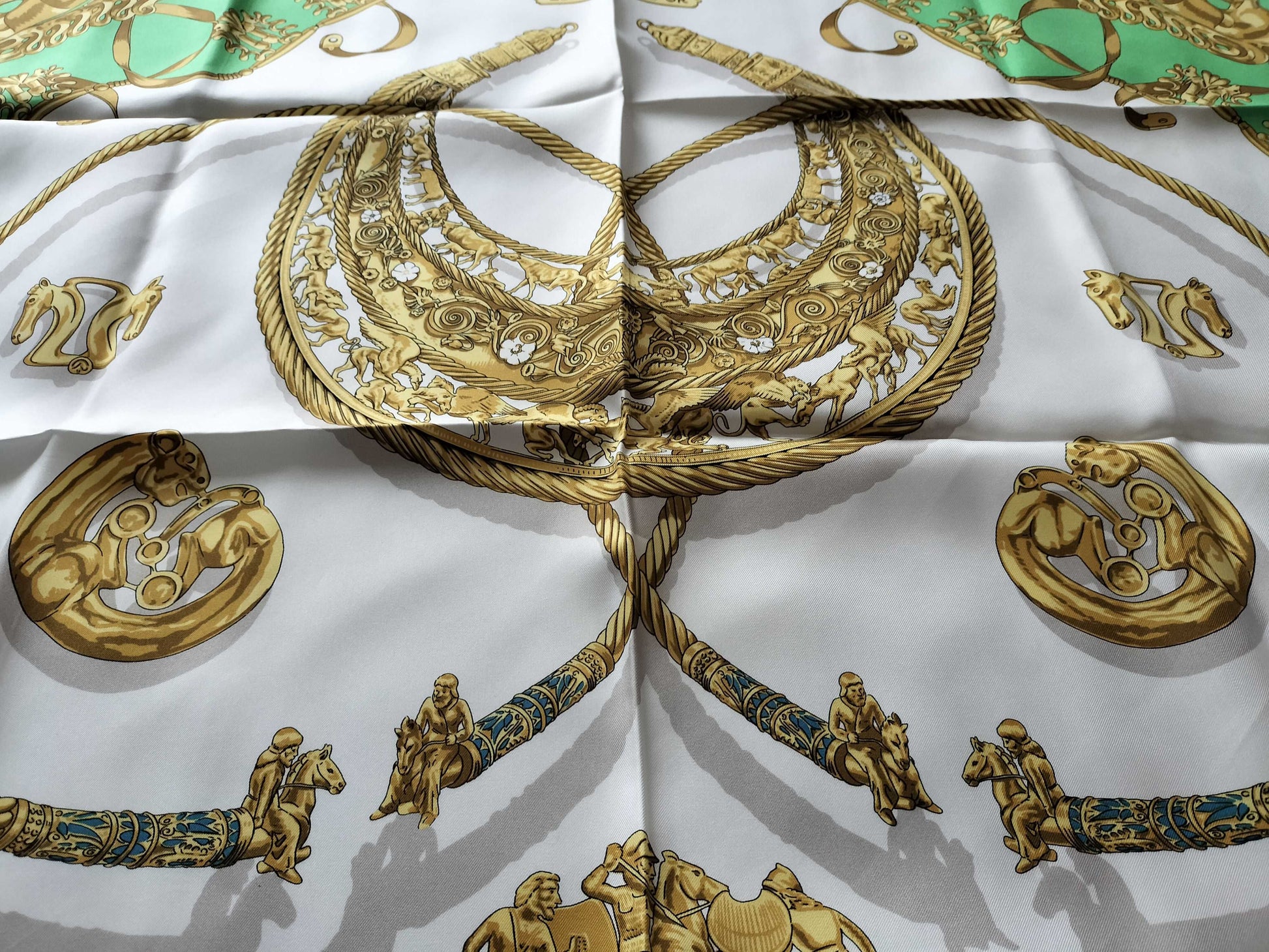 HERMES Carre Carre 90 RYBAL Scarf