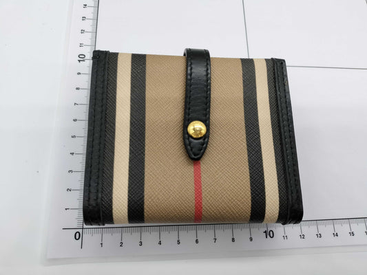 BURBERRY NOVA Compact Wallet