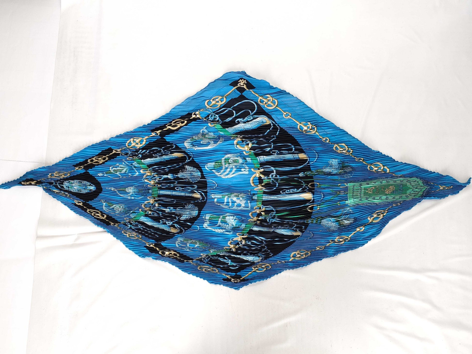 HERMES Carre Carre 90/Pleated/Cricketis Scarf