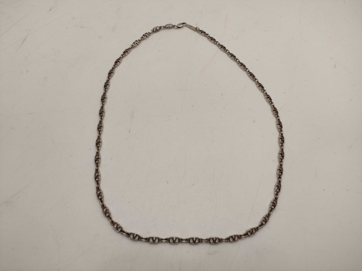 VALENTINO SV color logo necklace necklace