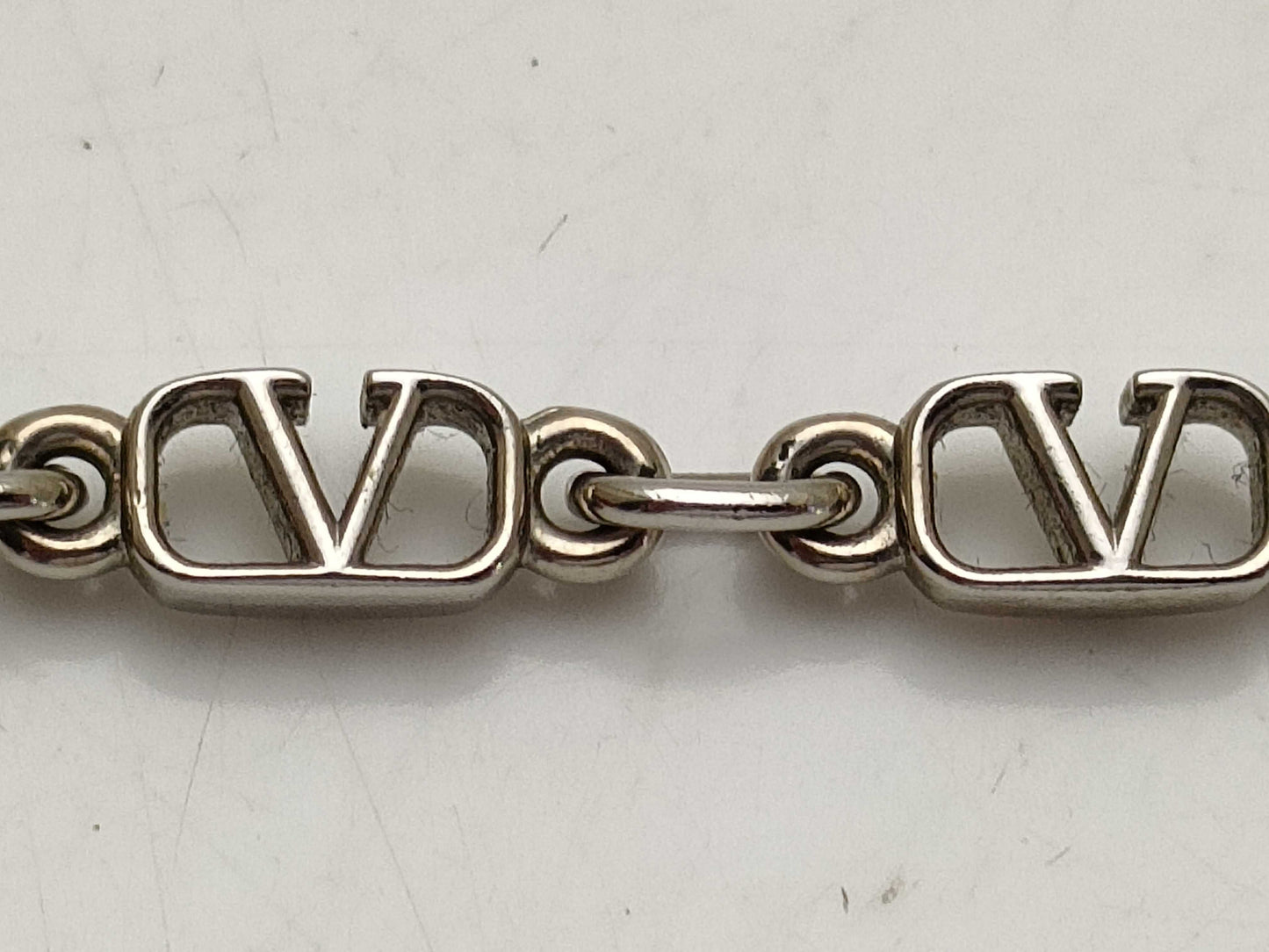 VALENTINO SV color logo necklace necklace