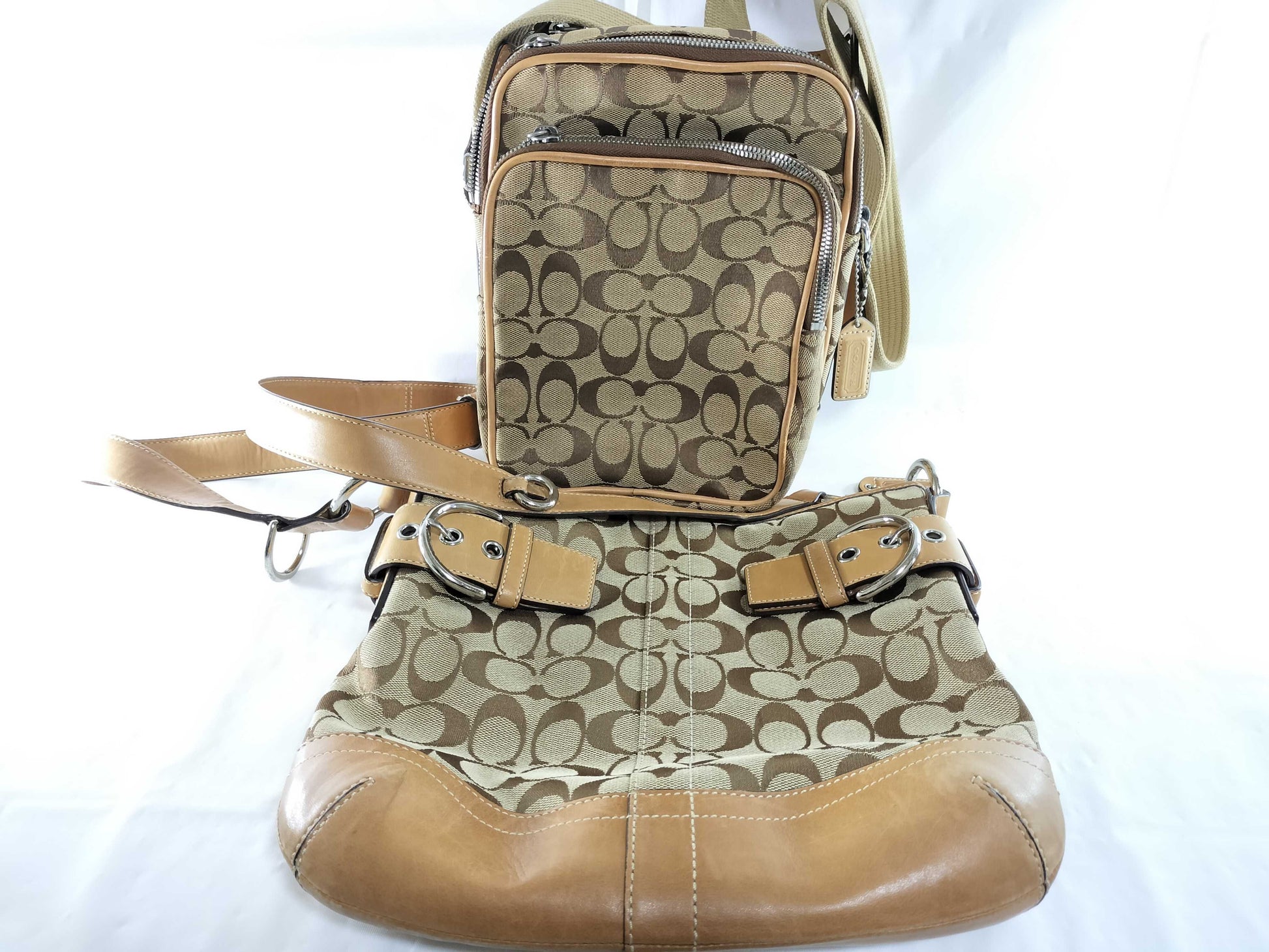 COACH Signature Old 045-4270/B06K-3574 Shoulder Bag *2