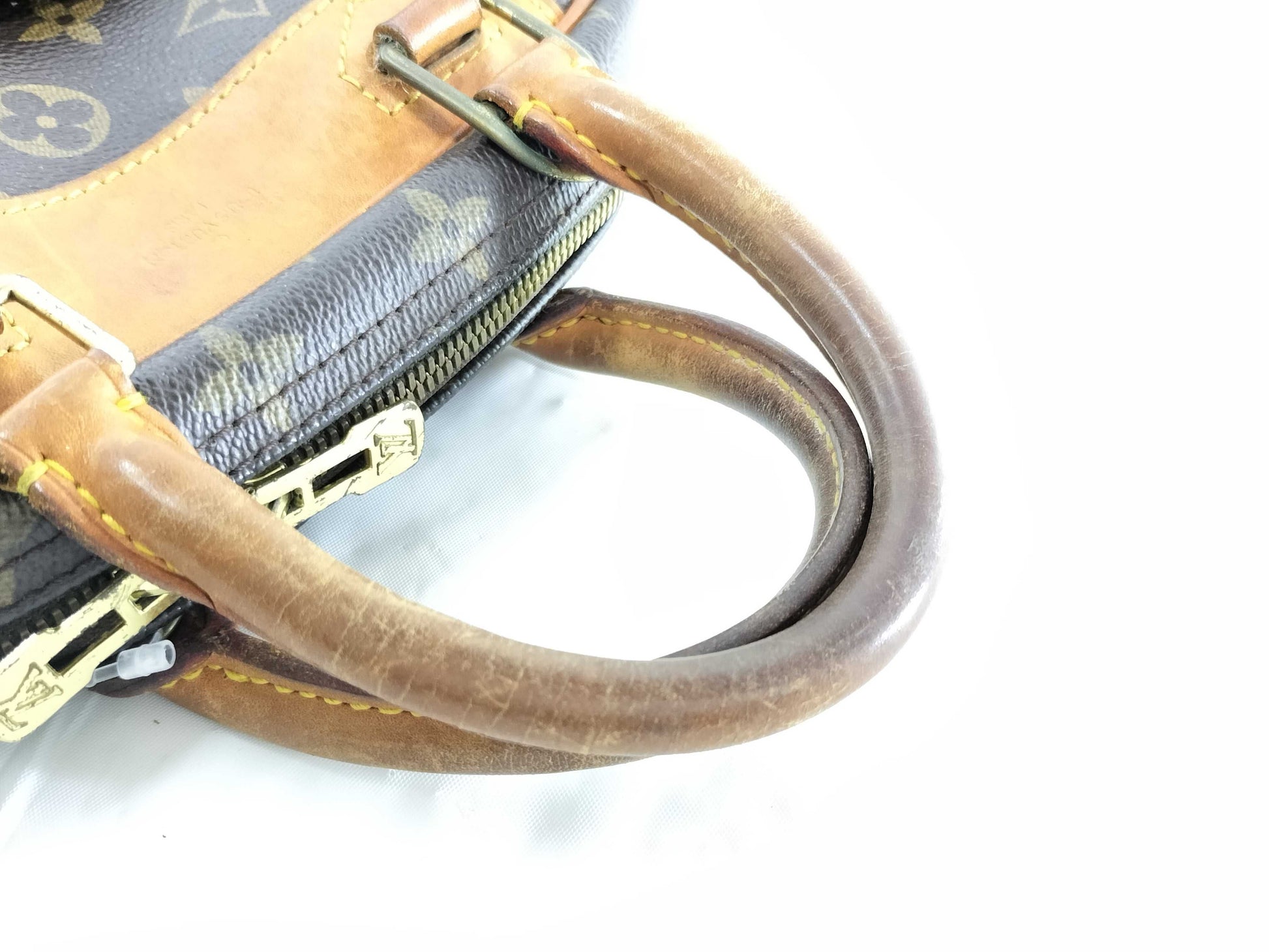 LOUIS VUITTON Monogram M42228 Trueville Handbag