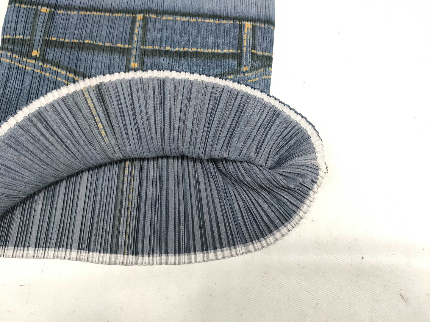 ISSEY MIYAKE Pleats Please Sleeveless Patterned Blue Top