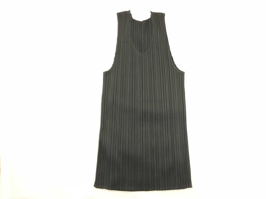 ISSEY MIYAKE Pleats Please Sleeveless Tunic Black Vest