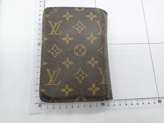 LOUIS VUITTON Monogram Folding Wallet