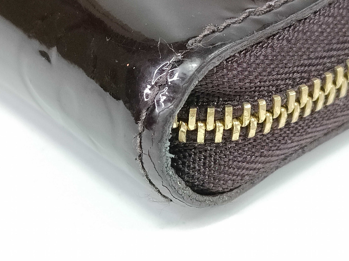 LOUIS VUITTON Vernis M93607 Zippy Coin Amaranth Coin Case