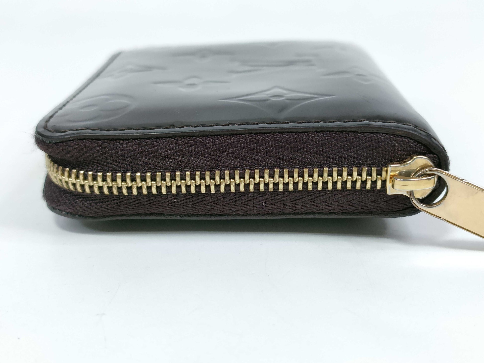LOUIS VUITTON Vernis M93607 Zippy Coin Amaranth Coin Case