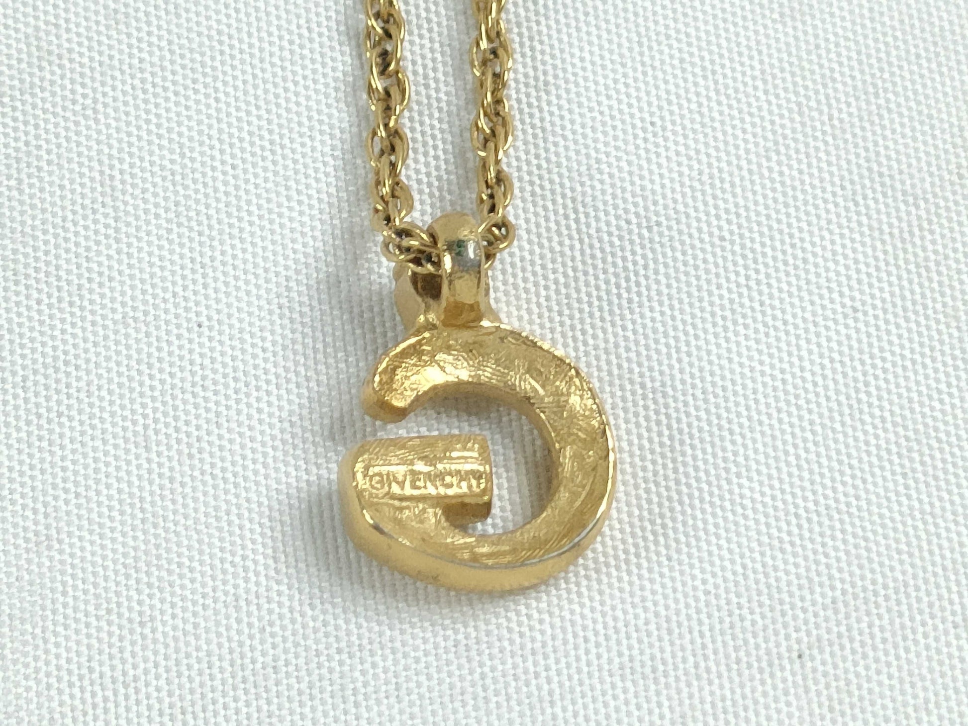GIVENCHY G logo necklace with stone