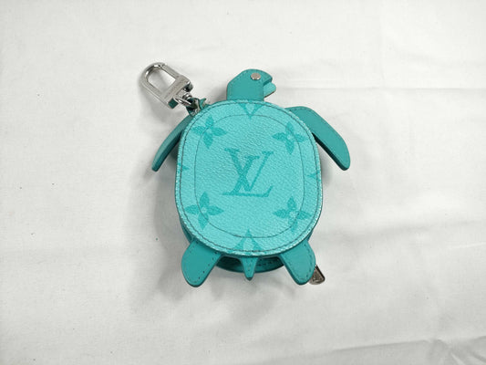 LOUIS VUITTON Monogram Turtle Charm