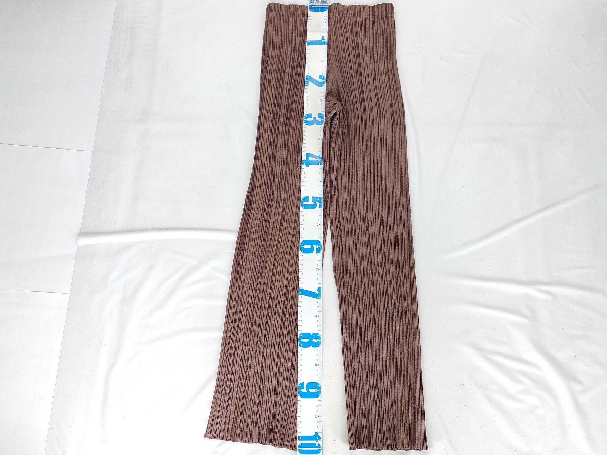 ISSEY MIYAKE Pants Pants