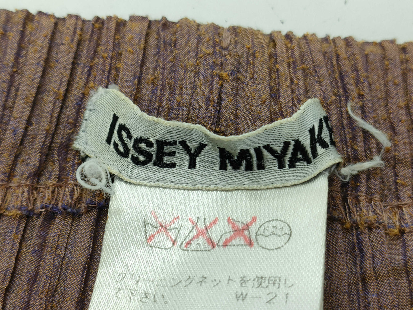 ISSEY MIYAKE Pants Pants