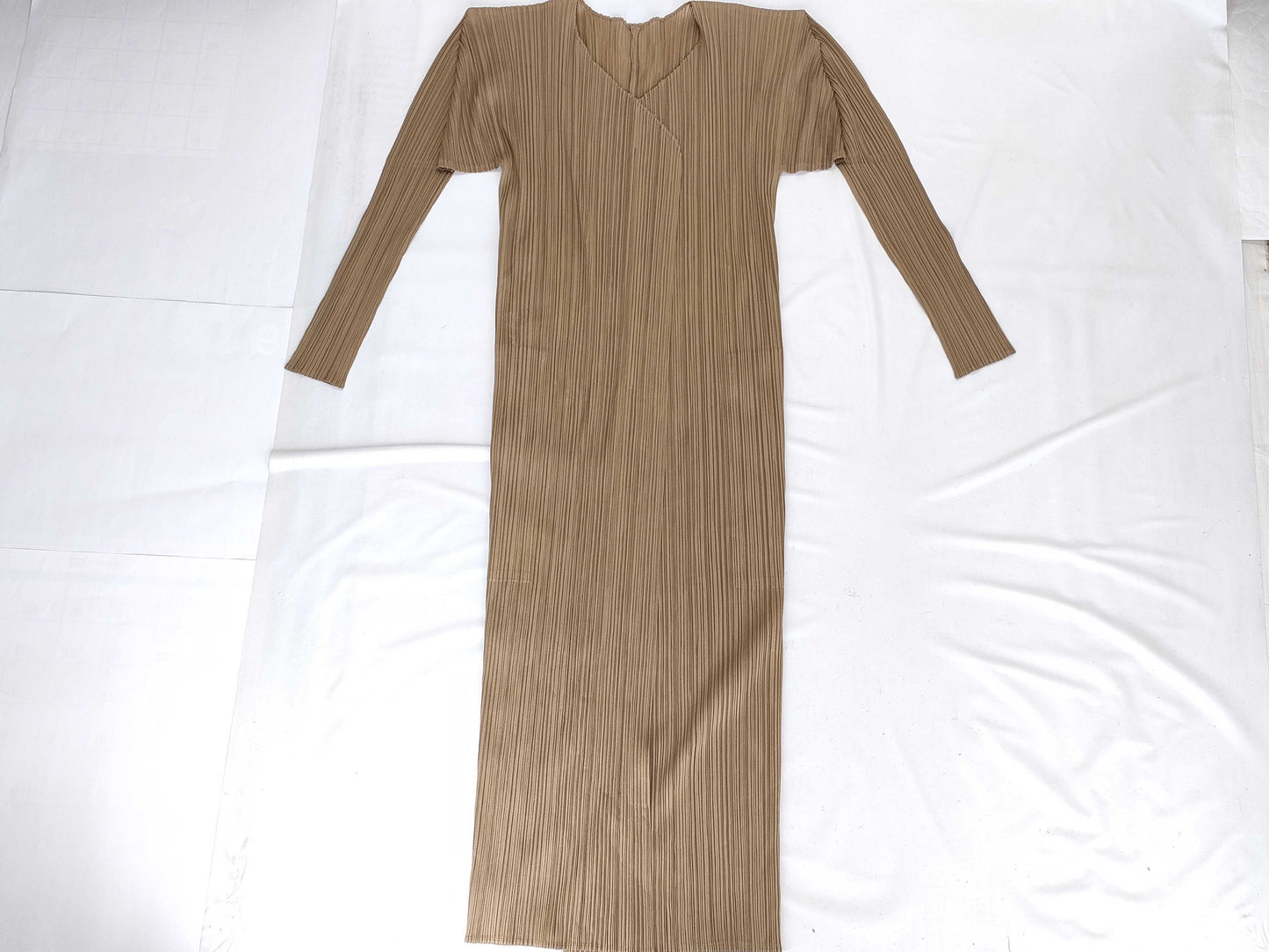 ISSEY MIYAKE Long Cardigan Cardigan