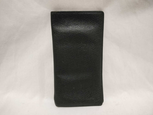 LOUIS VUITTON Taiga Porte-Valeur Carte Credit Wallet