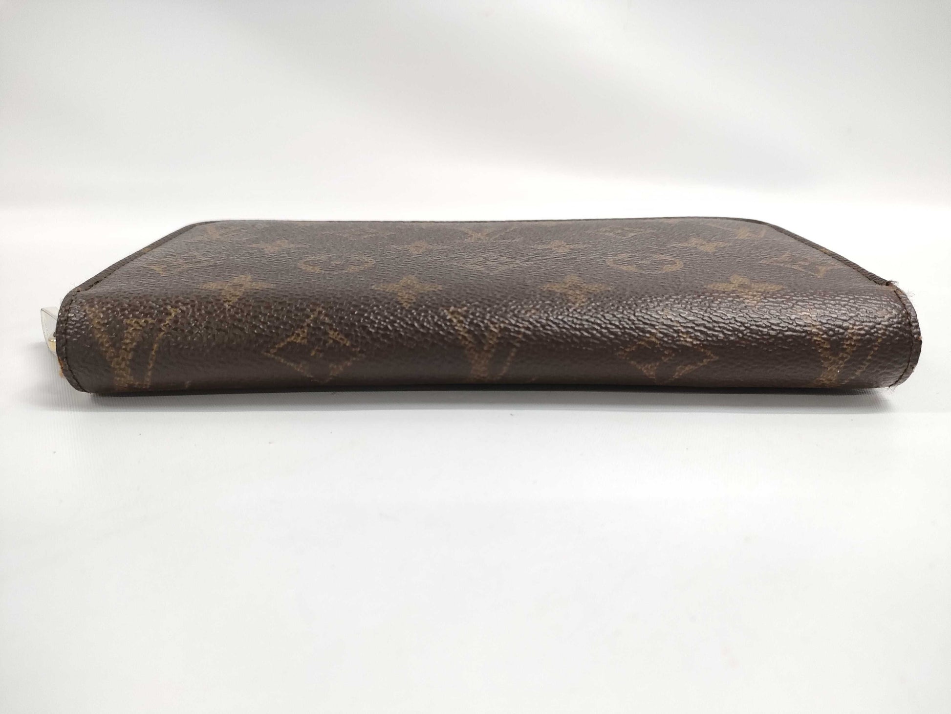 LOUIS VUITTON Monogram Zippy Wallet Wallet