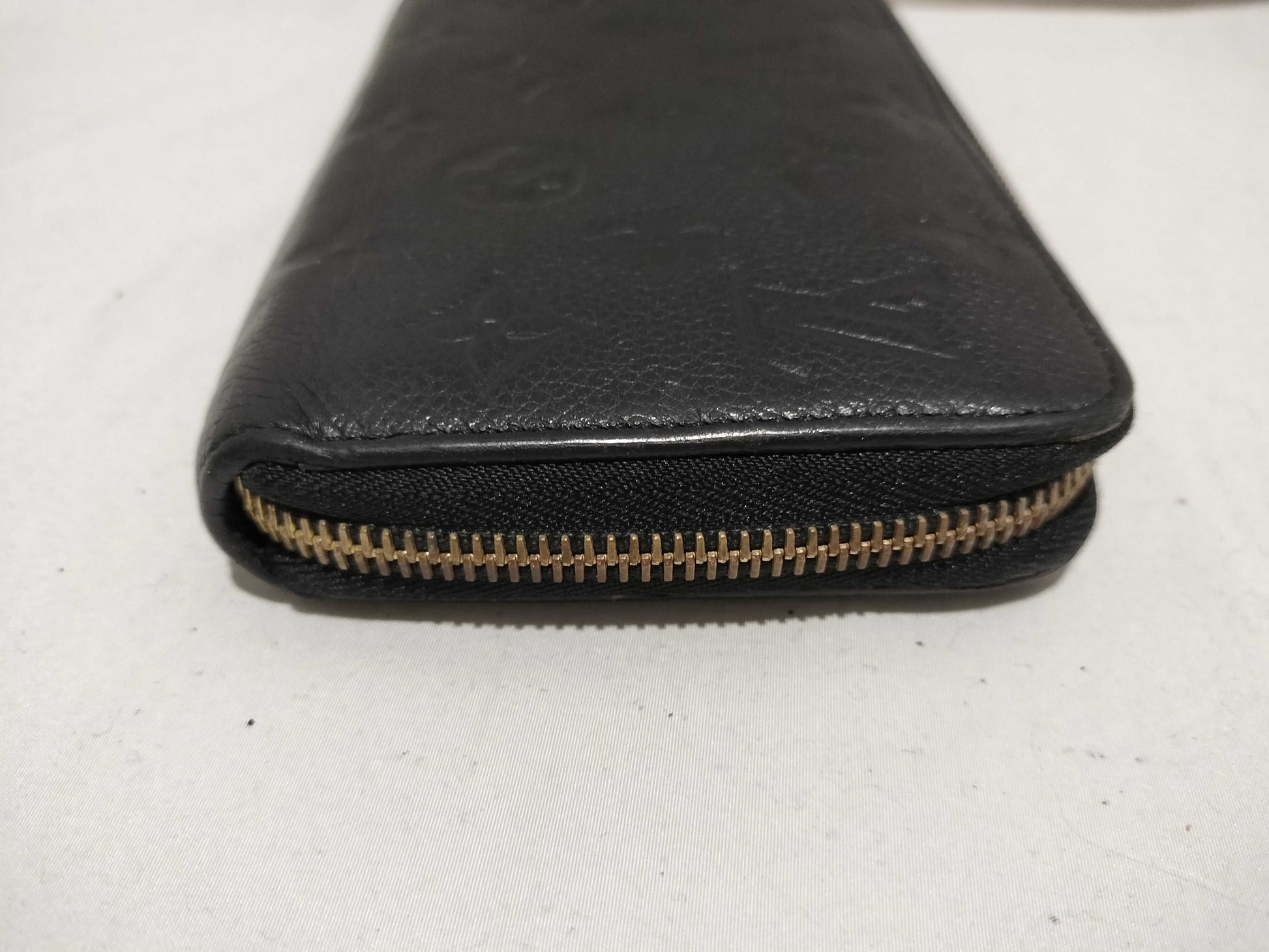 LOUIS VUITTON Monogram Empreinte Zippy Wallet M61864 Wallet