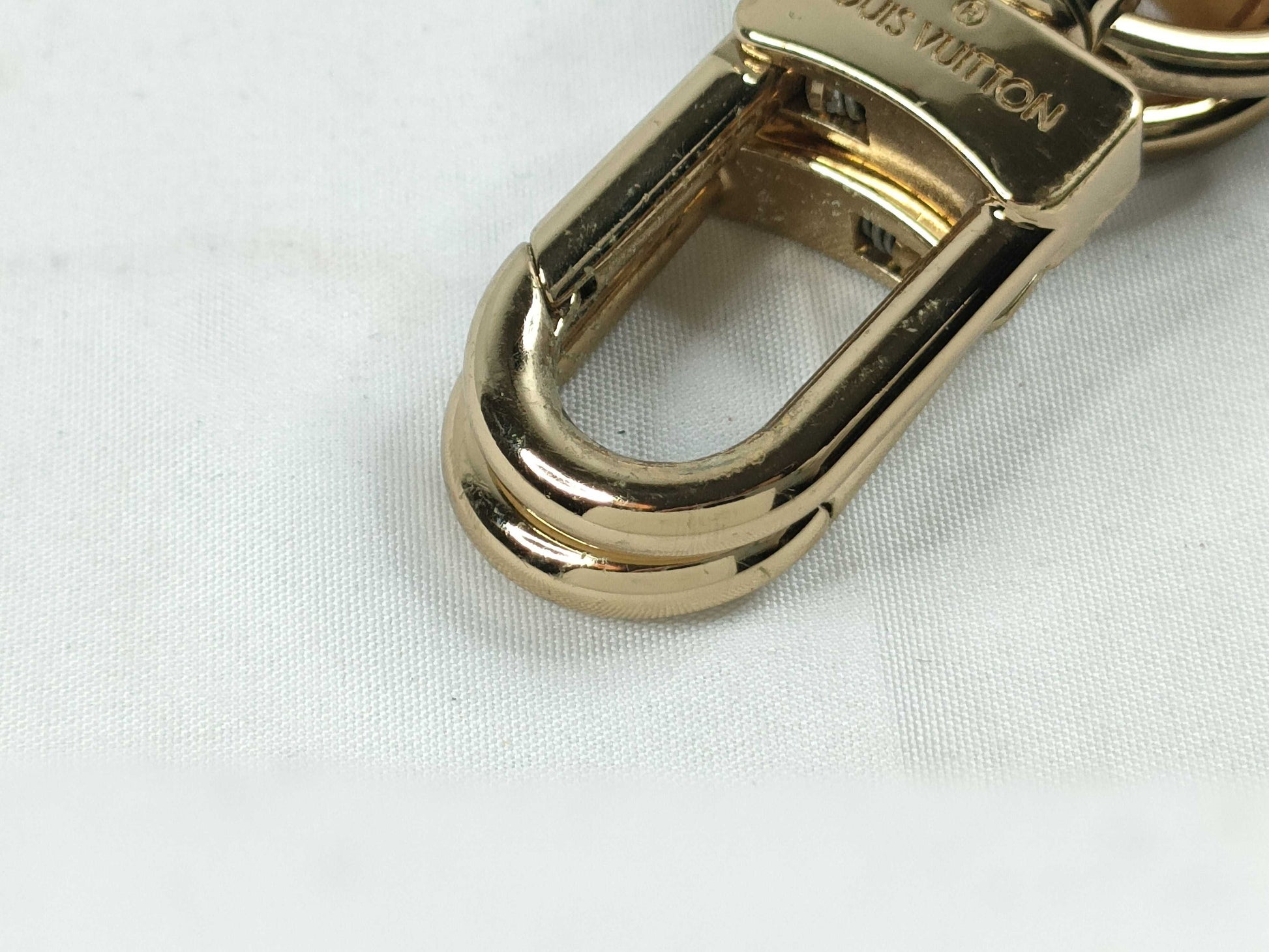 LOUIS VUITTON Nylon/Nubuck Leather/Gold Strap