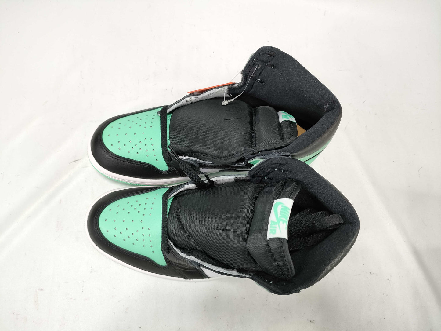 NIKE DZ5485-130 / Air Jordan 1 Retro High OG / Green Glow / Mint / Black Toe / Size 26. Sneakers