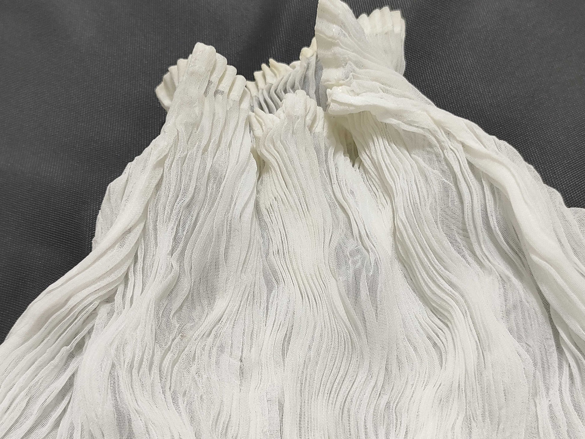 ISSEY MIYAKE Pleated Tops Tops