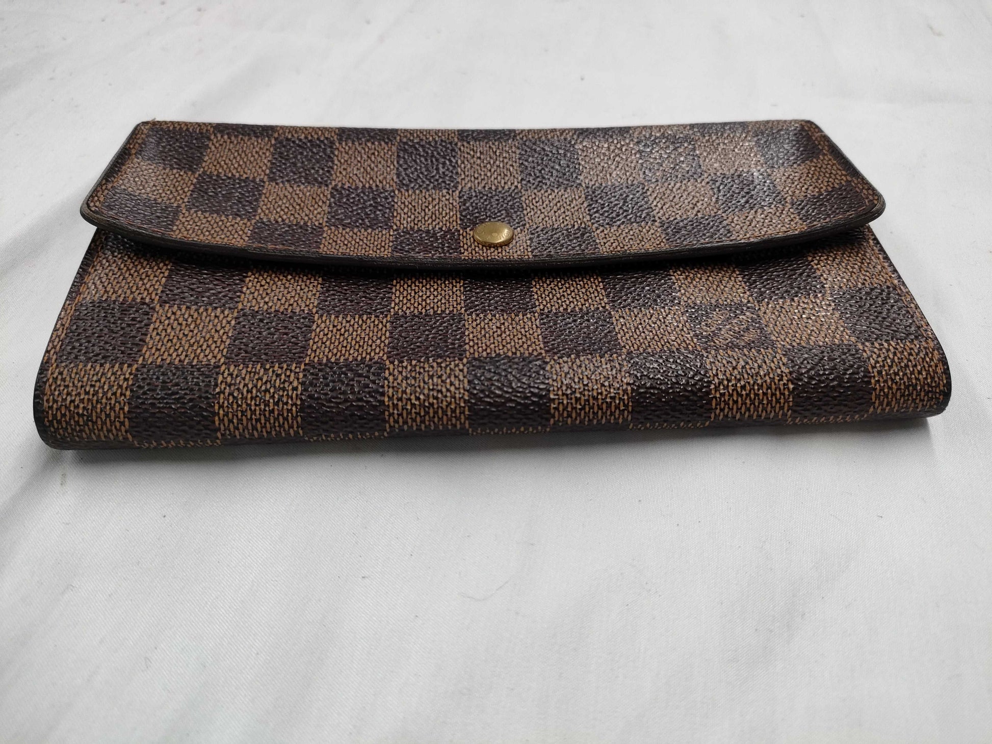 LOUIS VUITTON Damier Portefeuille Sarah Wallet