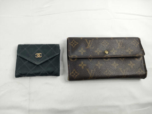 LOUIS VUITTON Monogram Wallet/Chanel Stone Wallet