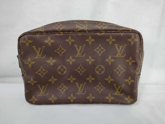 LOUIS VUITTON Monogram True Toilette Pouch
