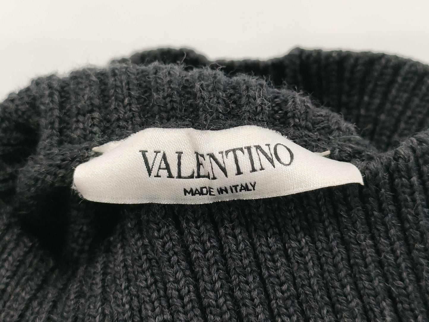 High-neck knit Other apparel