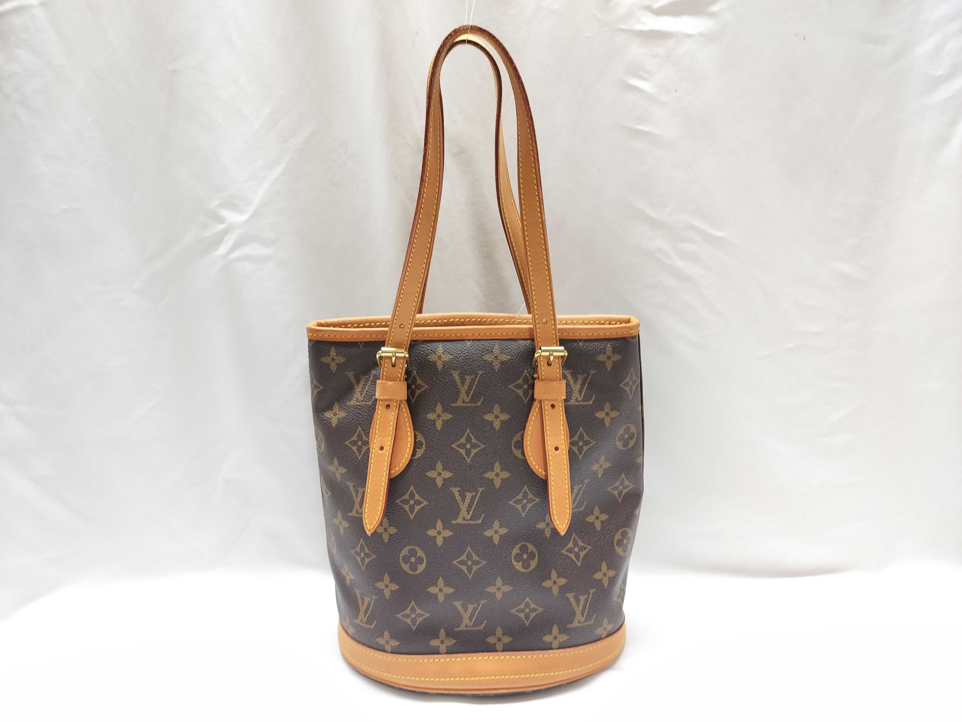 LOUIS VUITTON Monogram Bucket Shoulder Bag