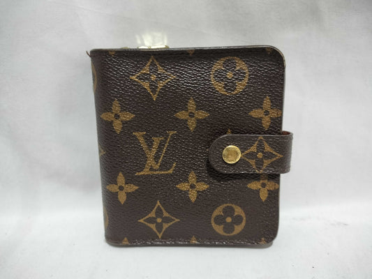 LOUIS VUITTON Monogram Compact Zip Wallet M61667