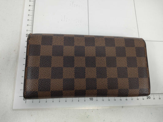LOUIS VUITTON Damier Portefeuille Sarah Wallet