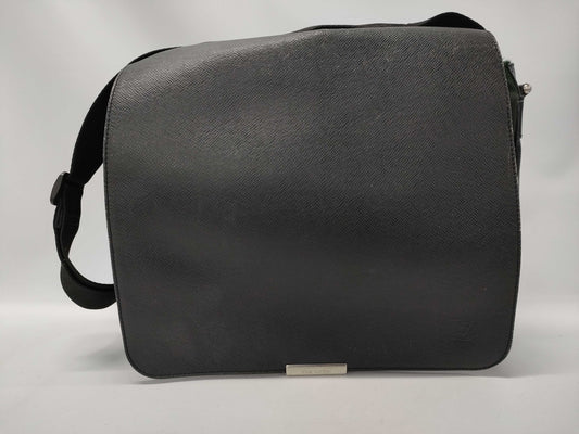 LOUIS VUITTON Taiga Victor Shoulder Bag