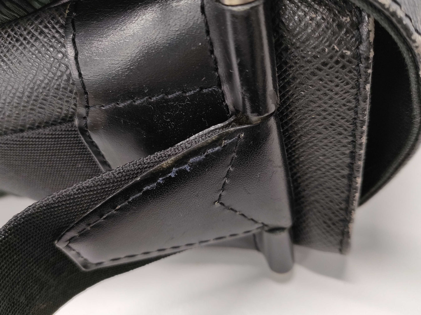LOUIS VUITTON Taiga Victor Shoulder Bag