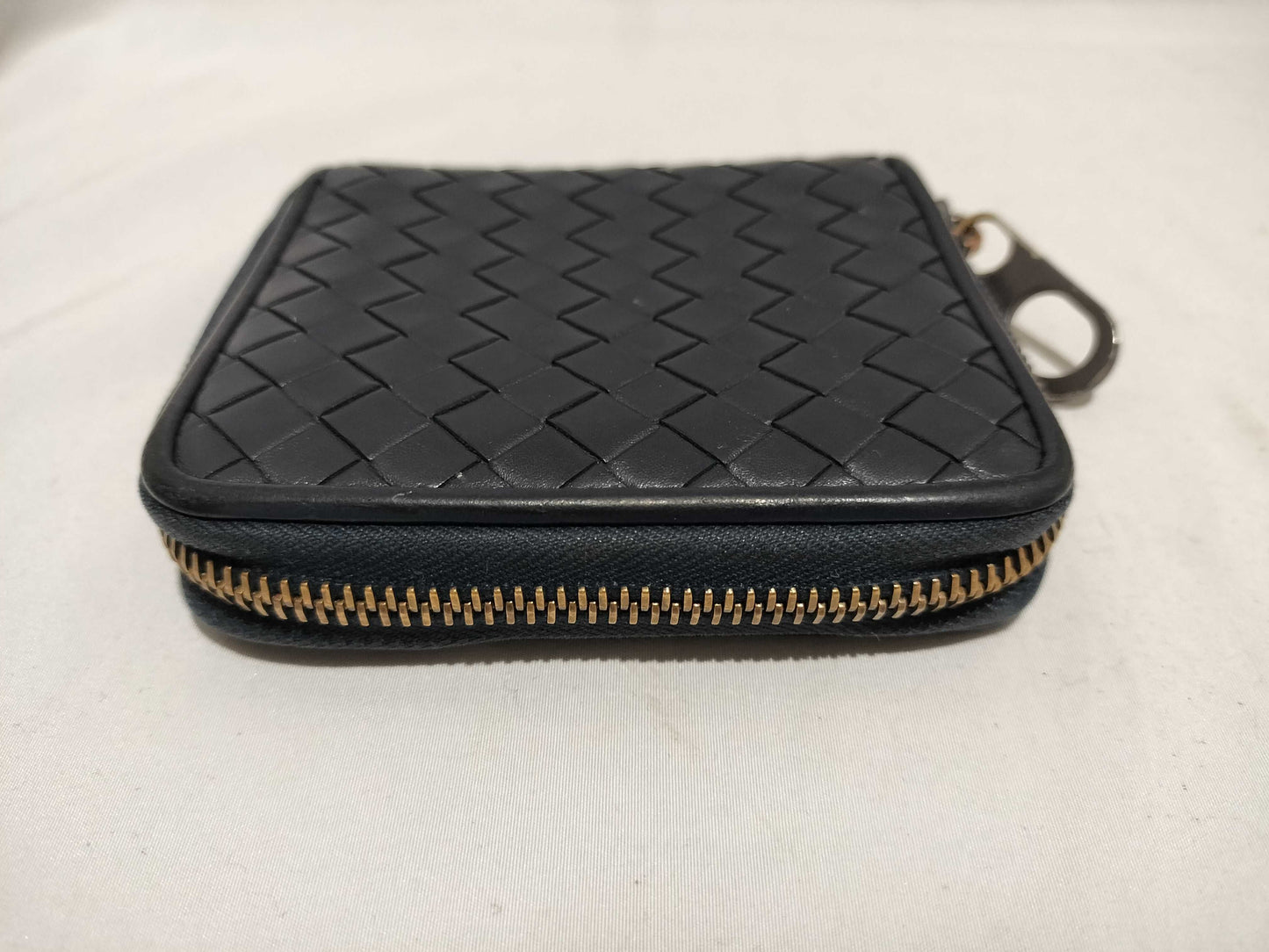BOTTEGA VENETA Intrecciato Round Wallet