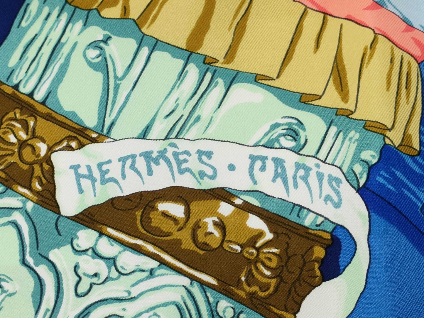 HERMES Prayer in the Wind Scarf