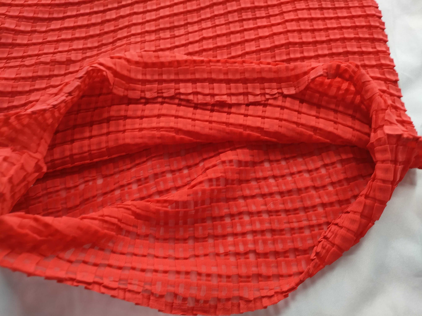 ISSEY MIYAKE sleeveless red top