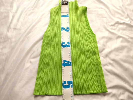 ISSEY MIYAKE Pleats Please Top in Yellow-Green