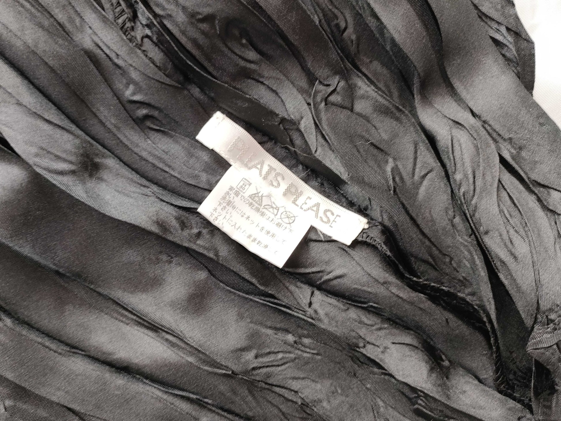 ISSEY MIYAKE Pleats Please Shirt Black Tops