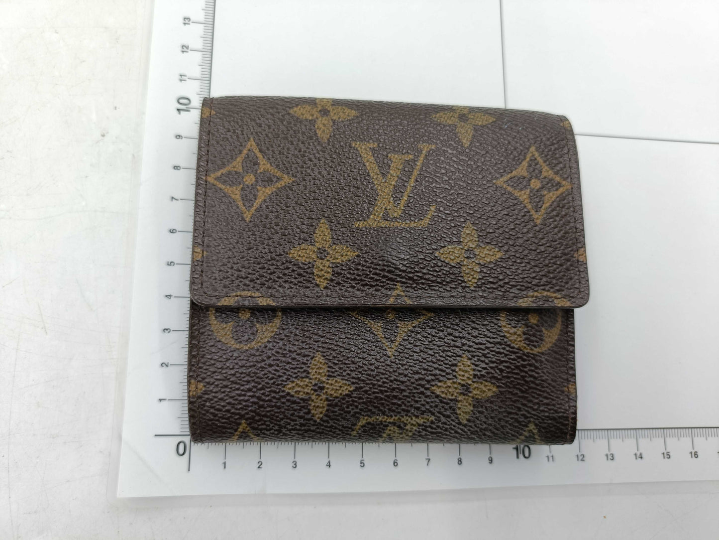 LOUIS VUITTON Monogram Porte Monnaie Carte Credit Wallet