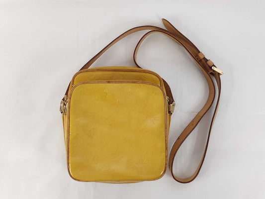 LOUIS VUITTON Vernis Worcester Shoulder Bag