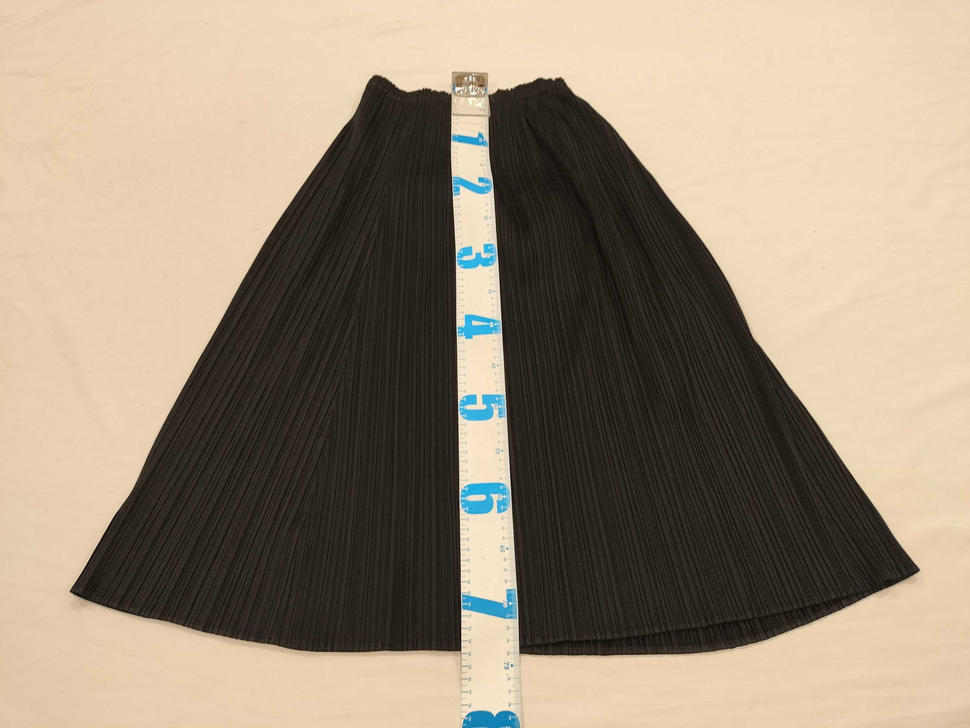 ISSEY MIYAKE Pleats Please/Black/Bottoms Skirt
