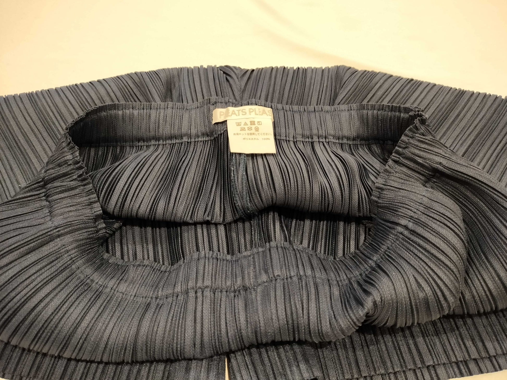 ISSEY MIYAKE Pleats Please/Shorts/Navy Pants