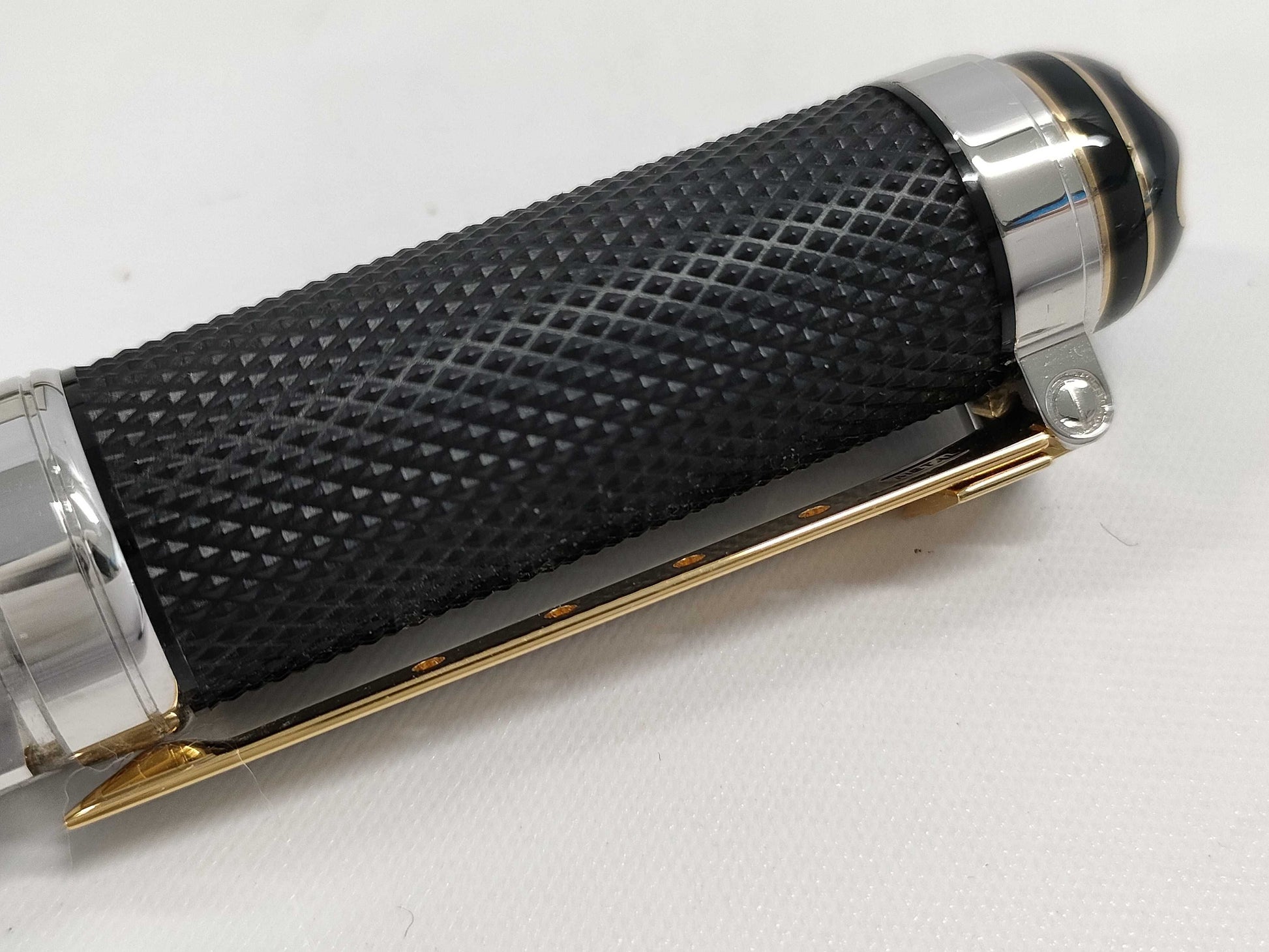 MONTBLANC Elvis Presley Rollerball Pen / Ink Pen & Fountain Pen