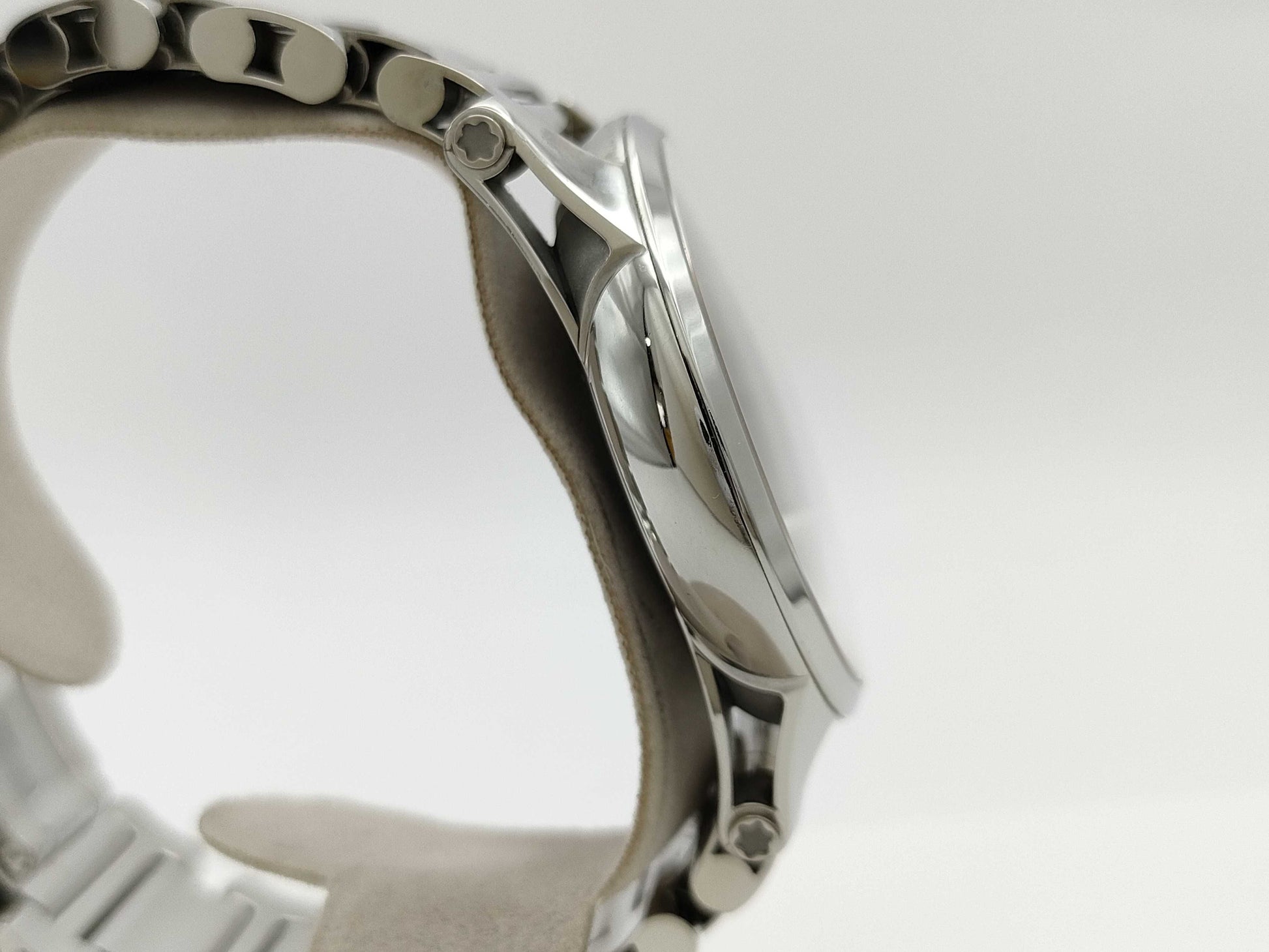 Montblanc Time Walker 7070 PJ121120 Men's Watch