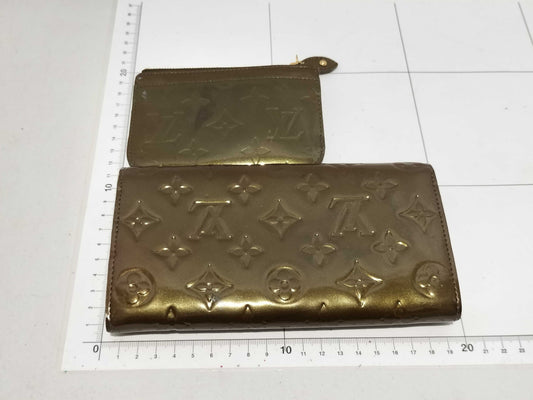LOUIS VUITTON Vernis Vernis Portefeuille Sarah/2-Piece Wallet Set