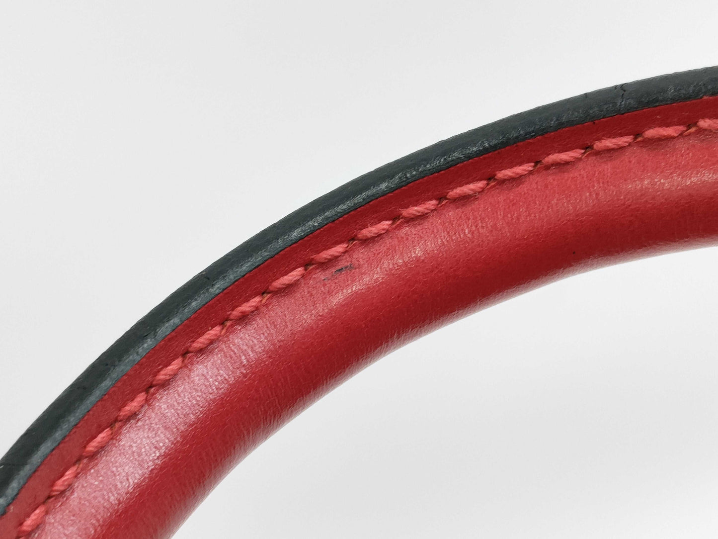 LOUIS VUITTON Epi Alma/AR0966 Red Handbag